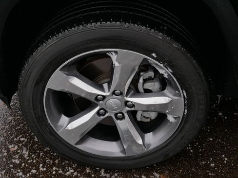 Used 2022 Jeep Grand Cherokee L Limited image 15