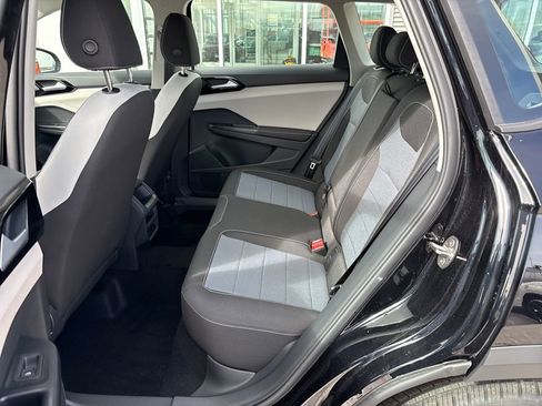 New 2026 Volkswagen Taos S image 23