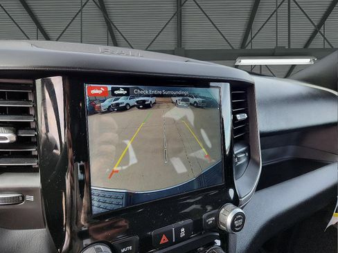 New 2024 RAM 2500 Tradesman w/ Chrome Appearance Group image 8