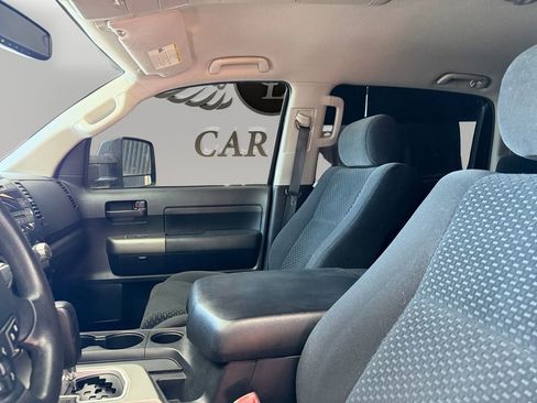 Used 2011 Toyota Tundra 4x4 CrewMax w/ TRD Off-Road Pkg image 9