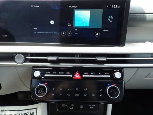 Certified 2025 Hyundai Tucson Limited FWD image 20