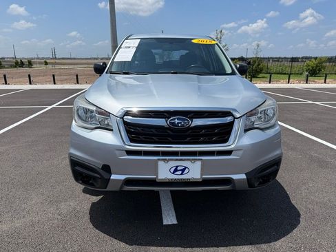 Used 2018 Subaru Forester 2.5i AWD/4WD image 2