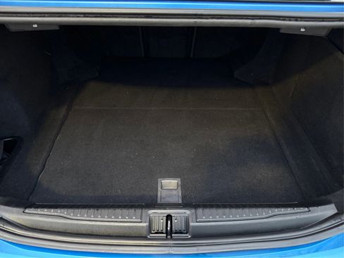 Used 2017 Alfa Romeo Giulia Ti w/ TI 19" Sport Package image 13