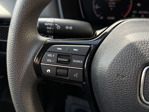 Used 2023 Honda Civic LX image 20