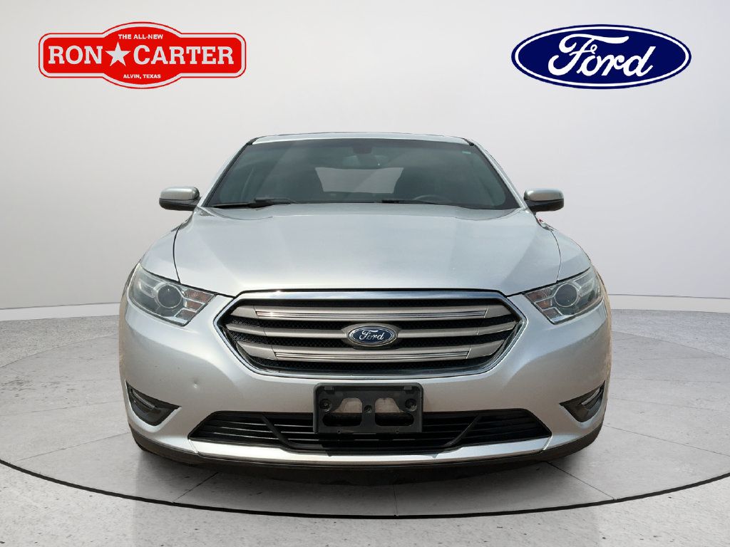 Used 2016 Ford Taurus SEL FWD image 2