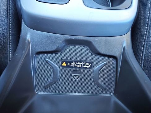 Used 2021 Chevrolet Colorado ZR2 w/ ZR2 Dusk Special Edition AWD/4WD image 19