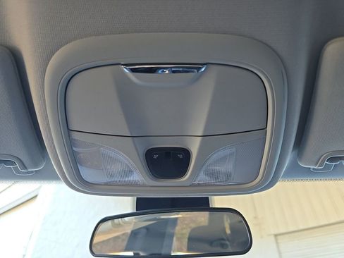 Used 2020 Jeep Cherokee Latitude Plus w/ Cold Weather Group image 20