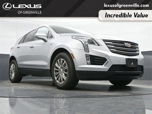 Used 2017 Cadillac XT5 Luxury w/ Driver Awareness Package image 36