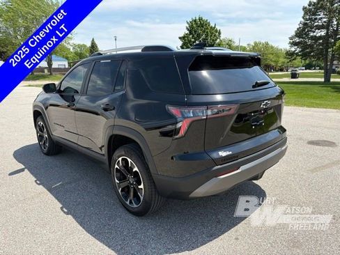 Used 2025 Chevrolet Equinox LT w/ Convenience Package II FWD image 4
