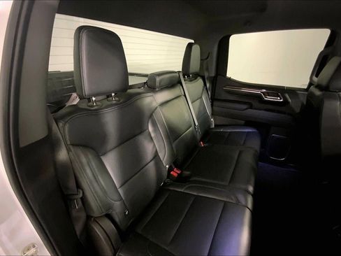 Used 2024 Chevrolet Silverado 1500 LT image 23