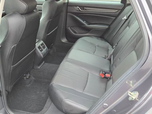 Used 2019 Honda Accord EX-L image 18