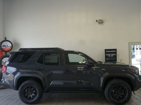 New 2026 Toyota 4Runner TRD Off-Road Premium AWD/4WD image 18