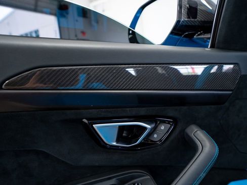 Used 2023 Lamborghini Urus Performante image 27