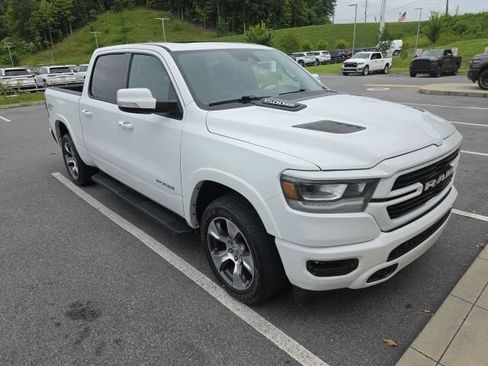 Used 2022 RAM 1500 Laramie AWD/4WD image 9
