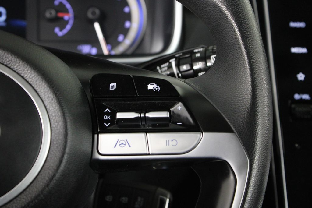 Certified 2022 Hyundai Tucson SE FWD image 26