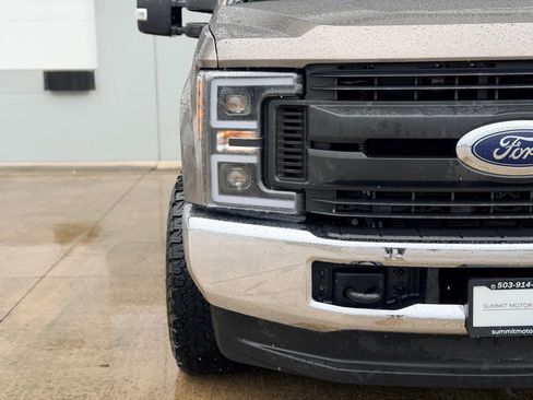 Used 2019 Ford F250 XL w/ Power Equipment Group image 8