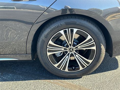 Certified 2025 Mercedes-Benz E 350 4MATIC Sedan image 22