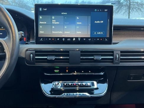 Certified 2024 Lincoln Corsair Reserve w/ Equipment Group 201A image 20