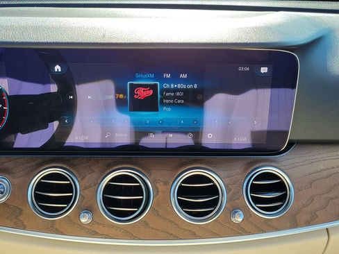 Used 2022 Mercedes-Benz E 350 Sedan image 17