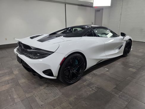 New 2027 McLaren 750S Spider RWD image 19
