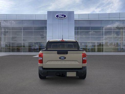 New 2025 Ford Maverick XLT w/ XLT Luxury Package image 31