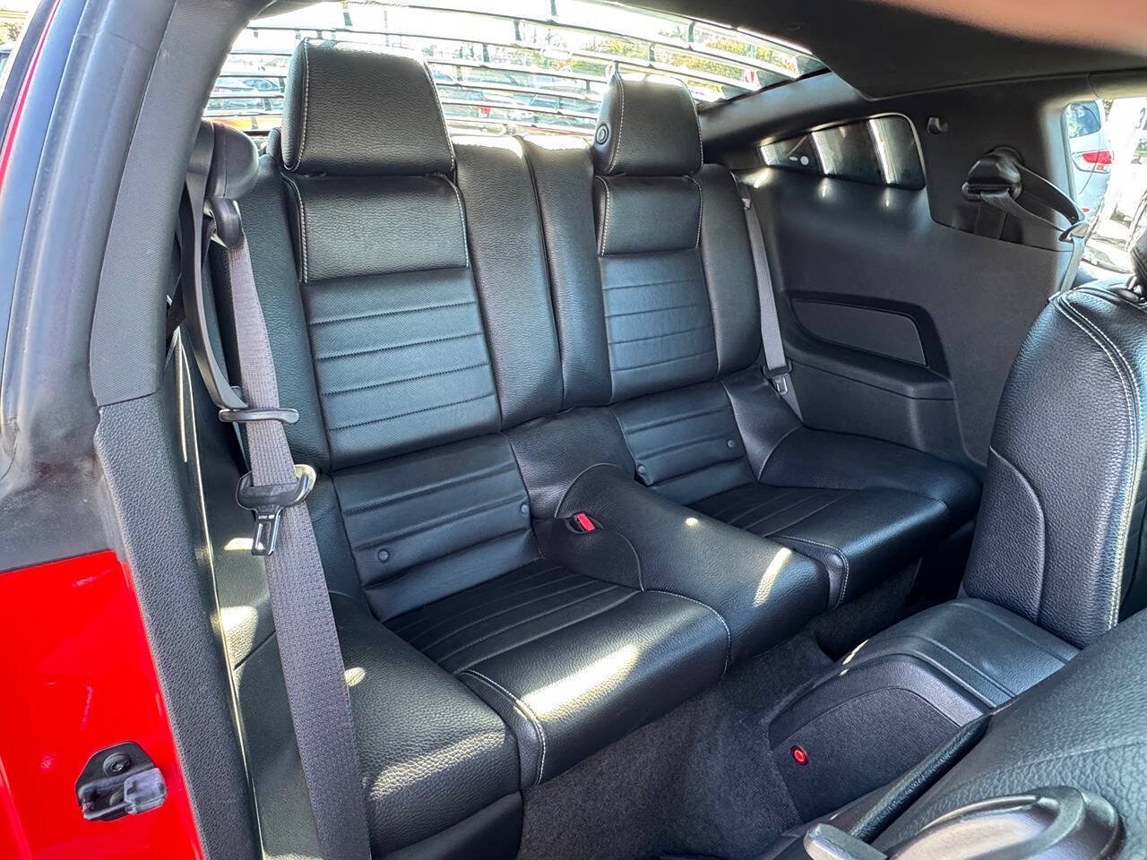 Used 2012 Ford Mustang Premium RWD image 19