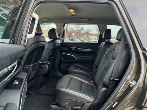 Used 2023 Kia Telluride S image 20