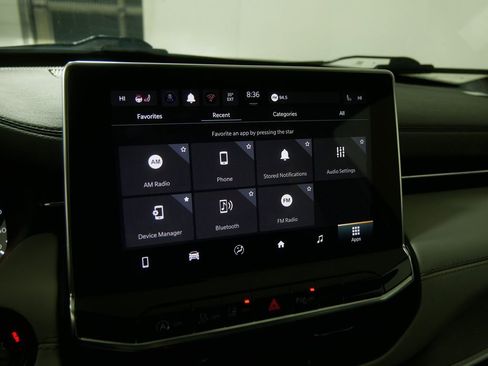 Used 2025 Jeep Compass Limited image 28