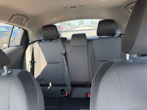 Used 2023 Toyota Prius LE AWD/4WD image 7