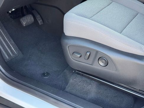 New 2026 GMC Acadia Elevation image 19