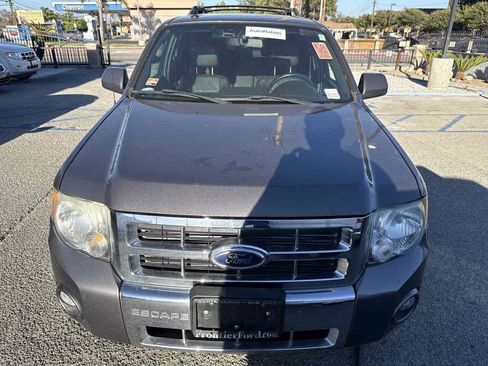 Used 2011 Ford Escape Limited w/ 302A Rapid Spec Order Code FWD image 2