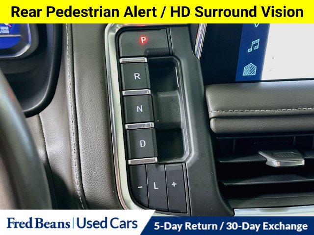 Used 2022 Chevrolet Suburban LT w/ Luxury Package AWD/4WD image 24