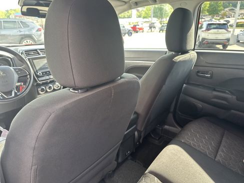 Used 2025 Mitsubishi Outlander Sport LE AWD/4WD image 21