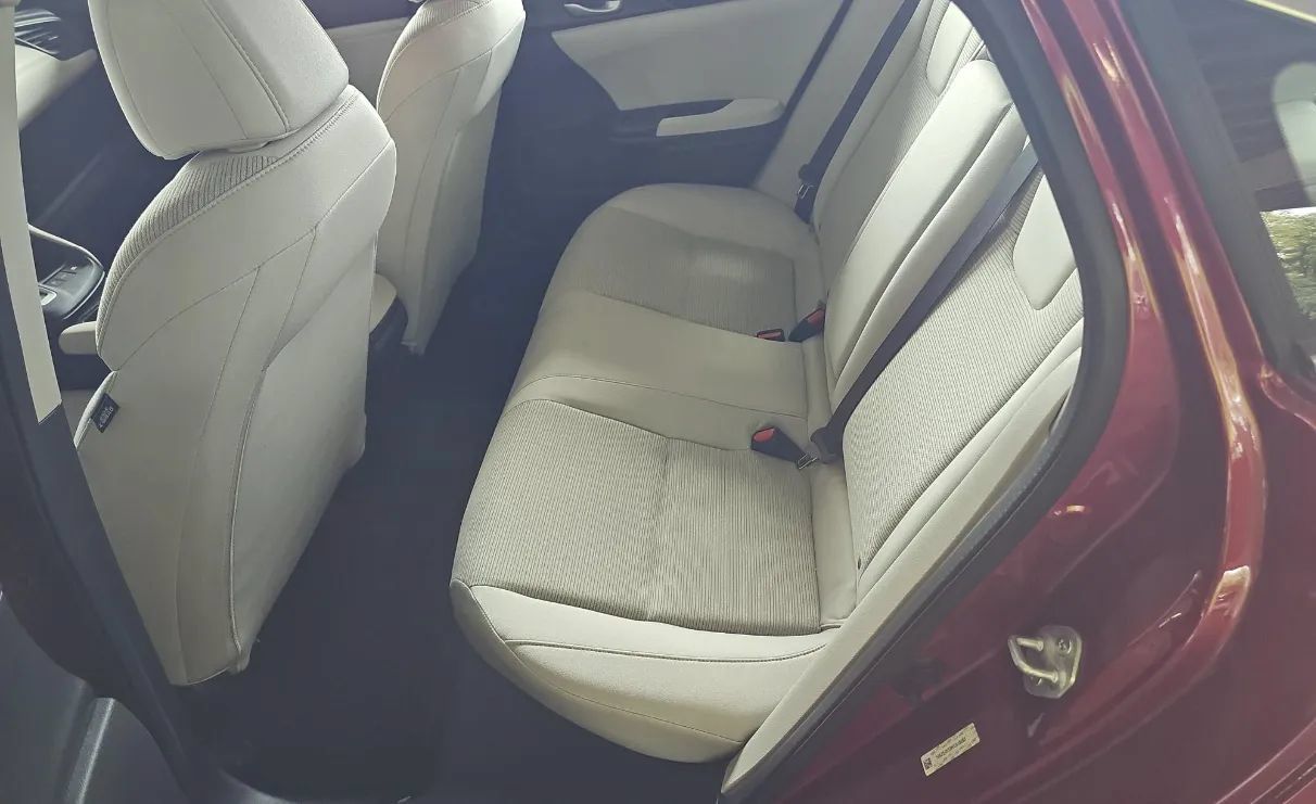 Used 2022 Honda Insight EX image 6