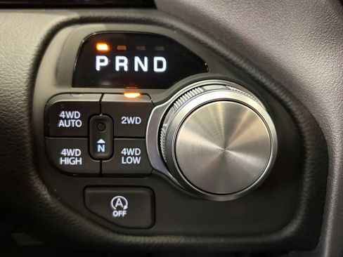 New 2026 RAM 1500 Laramie AWD/4WD image 20