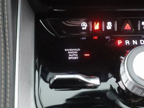 New 2026 Jeep Grand Wagoneer Limited image 29