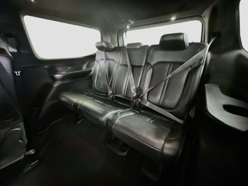 Used 2024 Jeep Wagoneer Series III AWD/4WD image 41