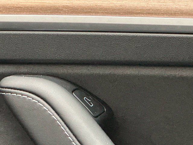 Used 2023 Tesla Model 3 Standard Range RWD image 22
