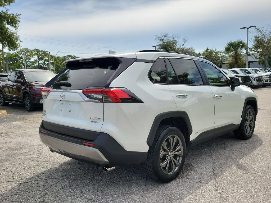Used 2025 Toyota RAV4 Limited w/ Advanced Technology Package AWD/4WD image 4