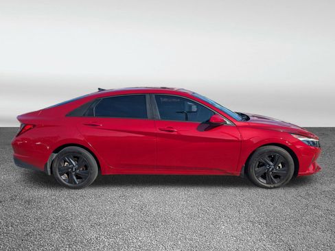 Certified 2023 Hyundai Elantra SEL image 2