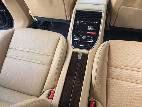 Used 2018 Porsche Panamera 4 AWD/4WD image 21