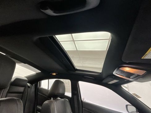 Used 2016 Dodge Charger R/T w/ Navigation & Travel Group image 7