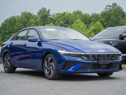 New 2025 Hyundai Elantra Limited