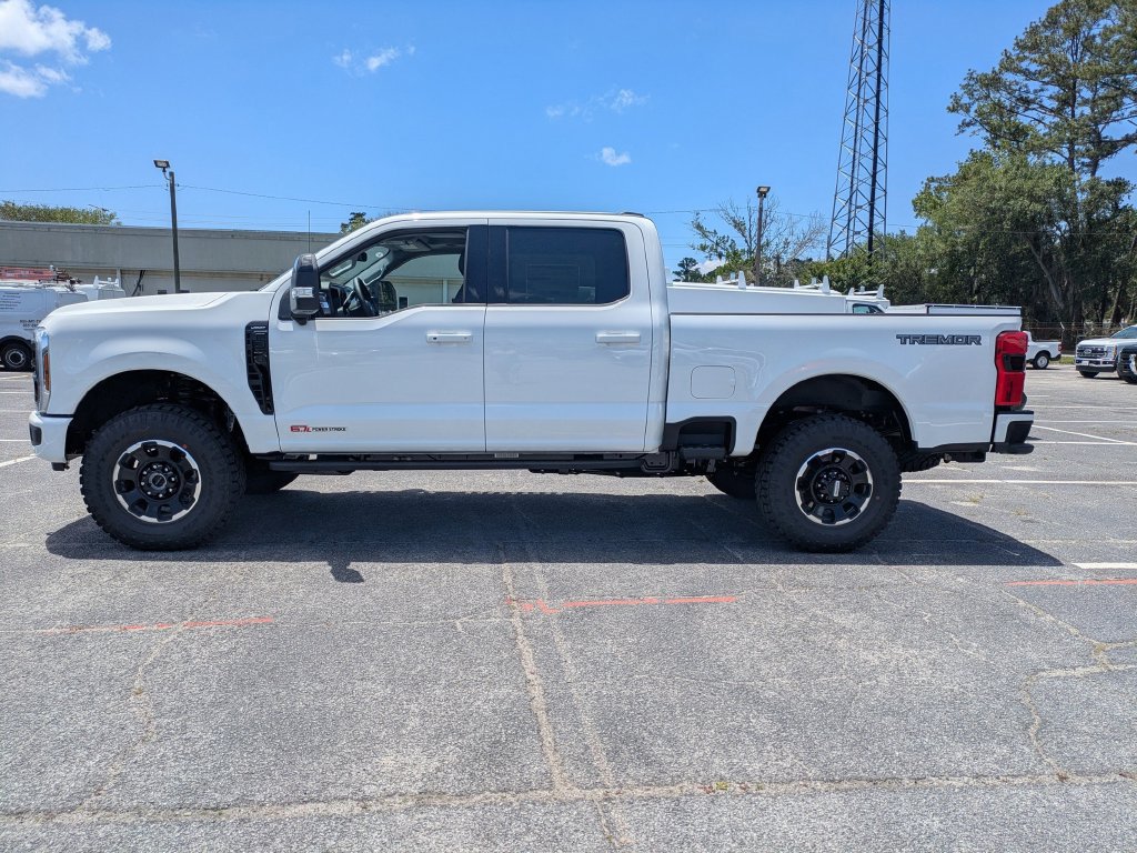 New 2026 Ford F350 Lariat w/ Tremor Off-Road Package AWD/4WD image 7
