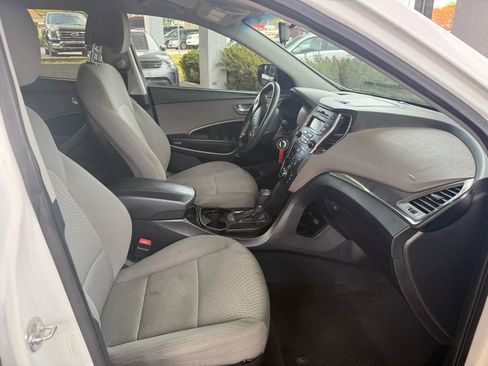Used 2016 Hyundai Santa Fe Sport image 15