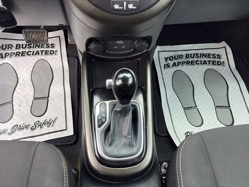 Used 2013 Kia Soul + w/ Audio Pkg image 14