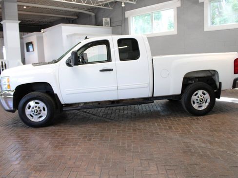 Used 2012 Chevrolet Silverado 2500 LT w/ Convenience Package AWD/4WD image 4
