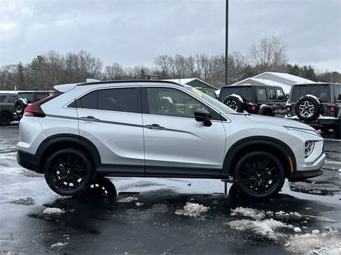 Used 2024 Mitsubishi Eclipse Cross Black Edition image 43