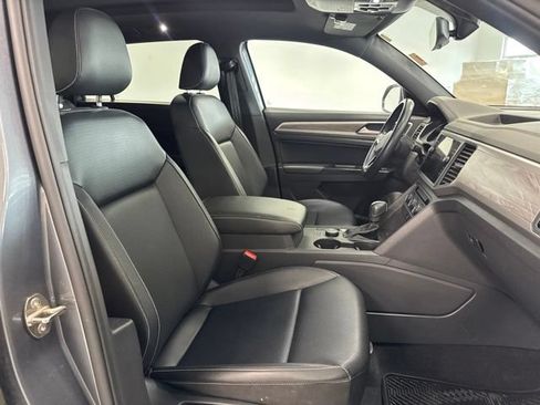 Used 2020 Volkswagen Atlas Cross Sport SE AWD/4WD image 26