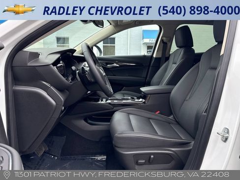 Used 2023 Buick Envision Essence FWD image 20